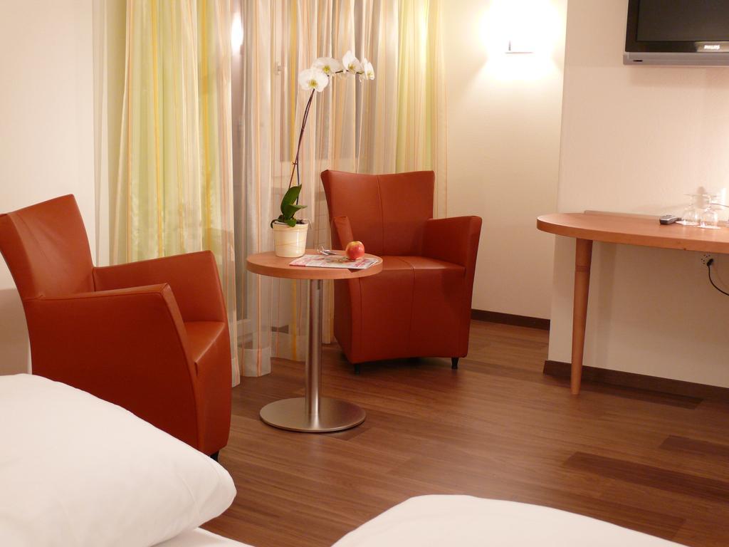Hotel Restaurant Eichberg Seengen Экстерьер фото